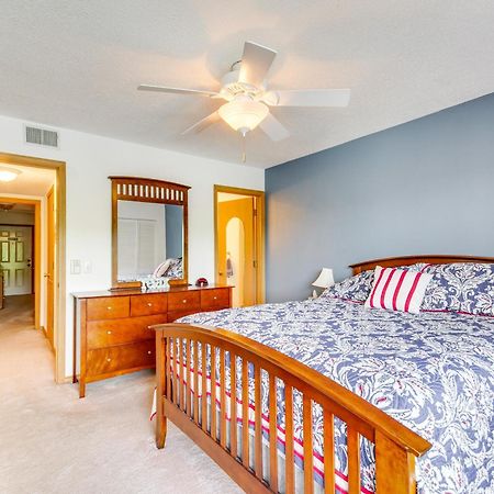 Cozy Lake Ozark Condo Rental With Grill, Pool Access エクステリア 写真