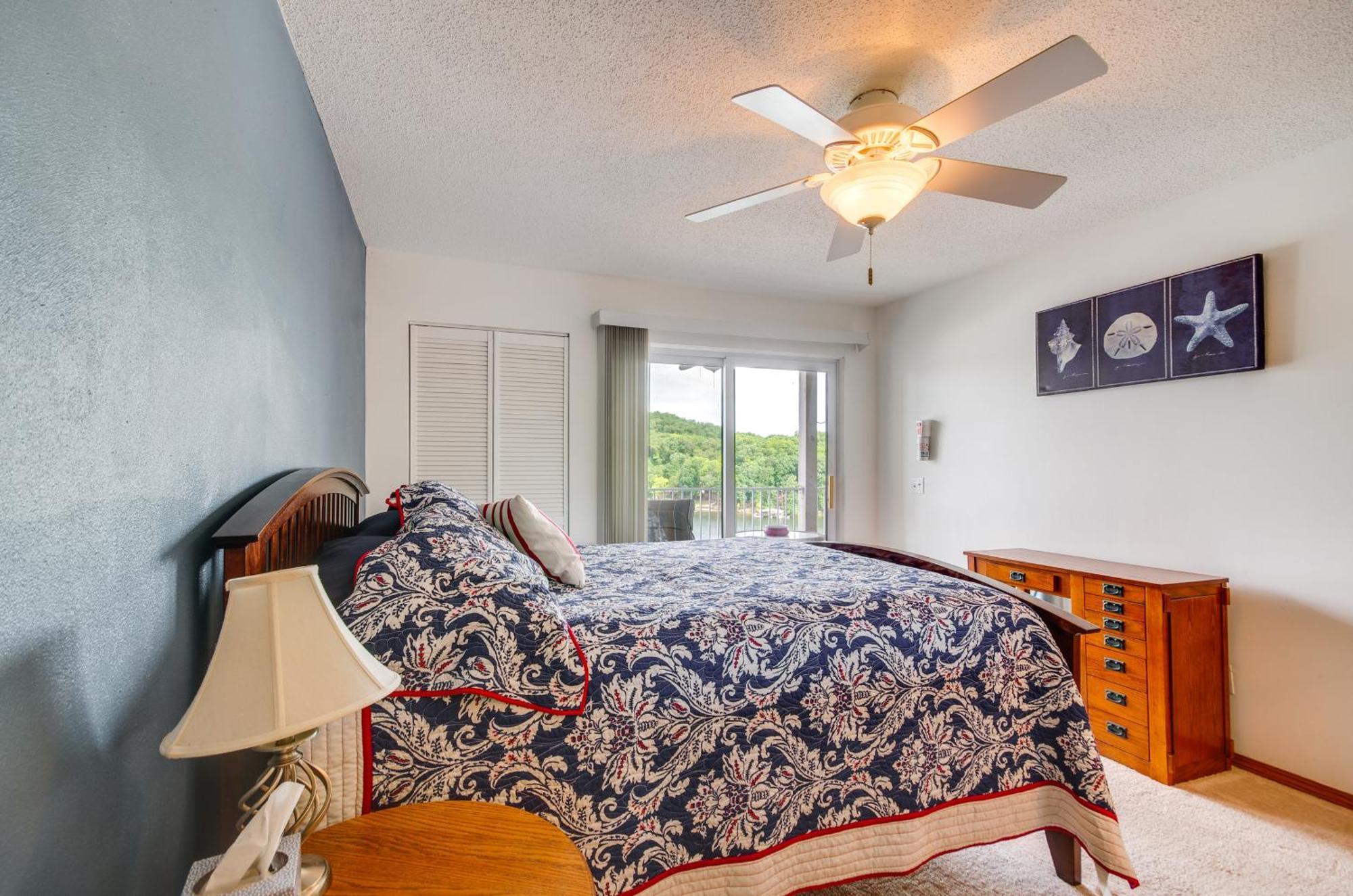 Cozy Lake Ozark Condo Rental With Grill, Pool Access エクステリア 写真